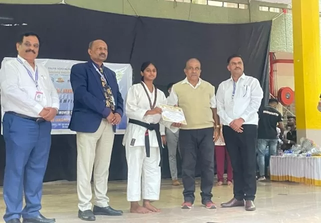 Karate Ria Shetty Award Image